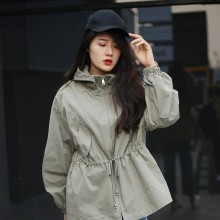 春季新款2017韩版修身收腰连帽中长款外套女装纯色显瘦风衣，韩版女装厂家