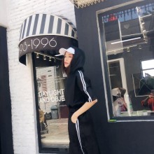 2017女装休闲套装 韩版带帽撞色织带七分裤套装 店铺返单率达70%