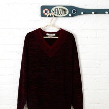 供应2015新款男士韩版混色V领宽松针织衫    男式针织衫批发