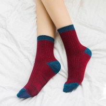 日系秋冬新品 日本袜高档全棉女士潮袜 复古民族风粗线袜子vi