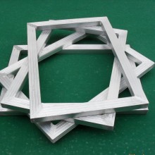 专业生产优质丝印电子铝框