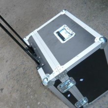 北京南方飞 亚航空箱厂促销拉杆箱 起批、拉杆箱、工具箱、包装箱、机柜、减震机柜、各种仪器箱 ，