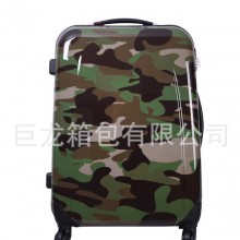 厂家生产迷彩箱包旅行箱18寸26寸万向轮行李箱密码拉杆箱