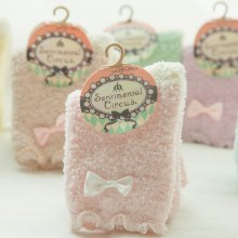 秋冬新品  蝴蝶结卷边女袜子清新 保暖 地板袜 睡眠袜子厂家