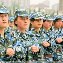 供应武汉迷彩帽，制服工作服帽 迷彩帽 圆边帽 军训帽 林地迷彩帽等厂家批发量大从优可来样订制