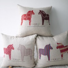 2014年新品马年家居沙发装饰靠枕棉麻  木马系列