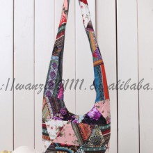 秋冬新款民族风包女斜挎包文艺森女小清新布艺单肩斜跨拼布包棉麻