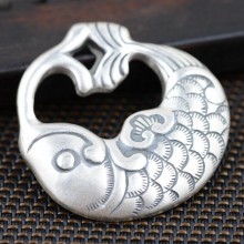 金鹿王银饰 年年有余 吊坠 足银批发 仿古风格 女款大气毛衣