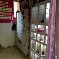 威易得成人用品自动售货机，24小时无人售货店， 全能型自动售货，小额创业者的好项目