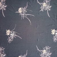 30*30/68*68梭织人棉平纹 植物印花 黑灰底印花印花 复古花型面料 旗袍面料